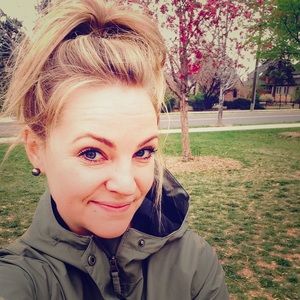 Meet your Posher, Amanda!